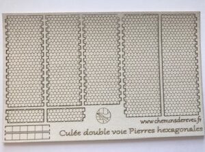 Culée de pont double en pierres hexagonales